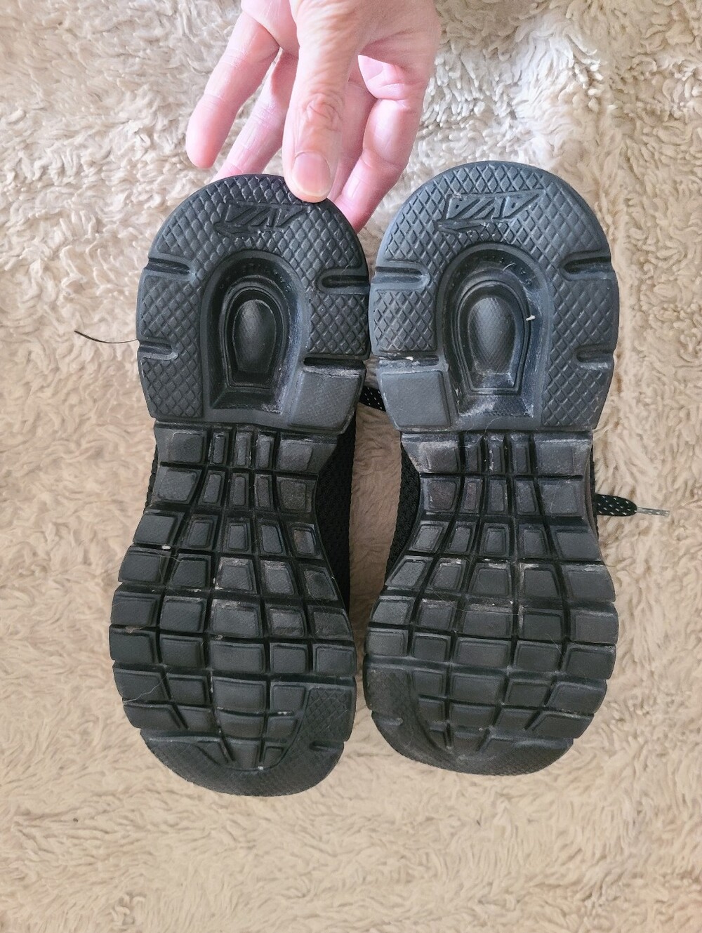 Avia Dive Black Lightweight Athletic Sneakers, Running Shoes, Size 8.5 - Picture 7 of 8